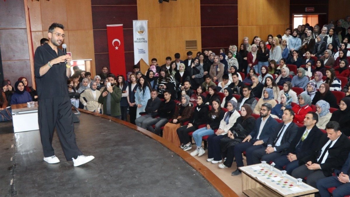 YKS Öncesi Öğrencilere Moral ve Motivasyon Semineri