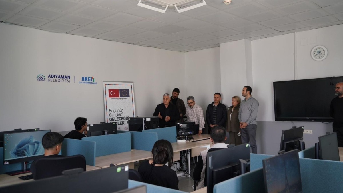 Adıyaman Belediyesi’nden Dijital Hamle: Gençler Geleceğe Yön Veriyor - Videolu Haber