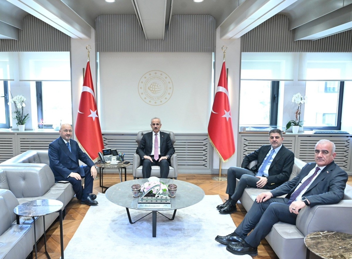 Adıyaman Milletvekillerinden Bakan Uraloğlu’na Ziyaret