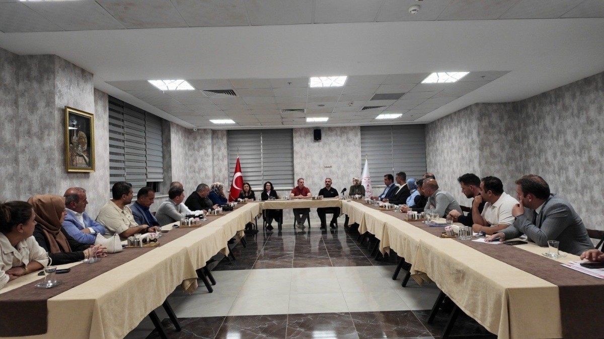 Perre Uygulama Oteli’nde Eğitim Çalışmalarına Yönelik İstişare Toplantısı