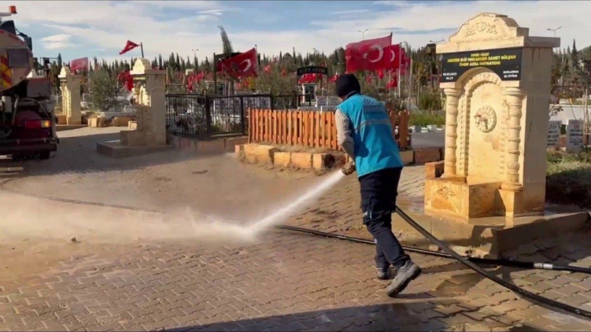 Adıyaman'da Belediye Otobüsleri ve Mezarlık Servisleri Ücretsiz Olacak
