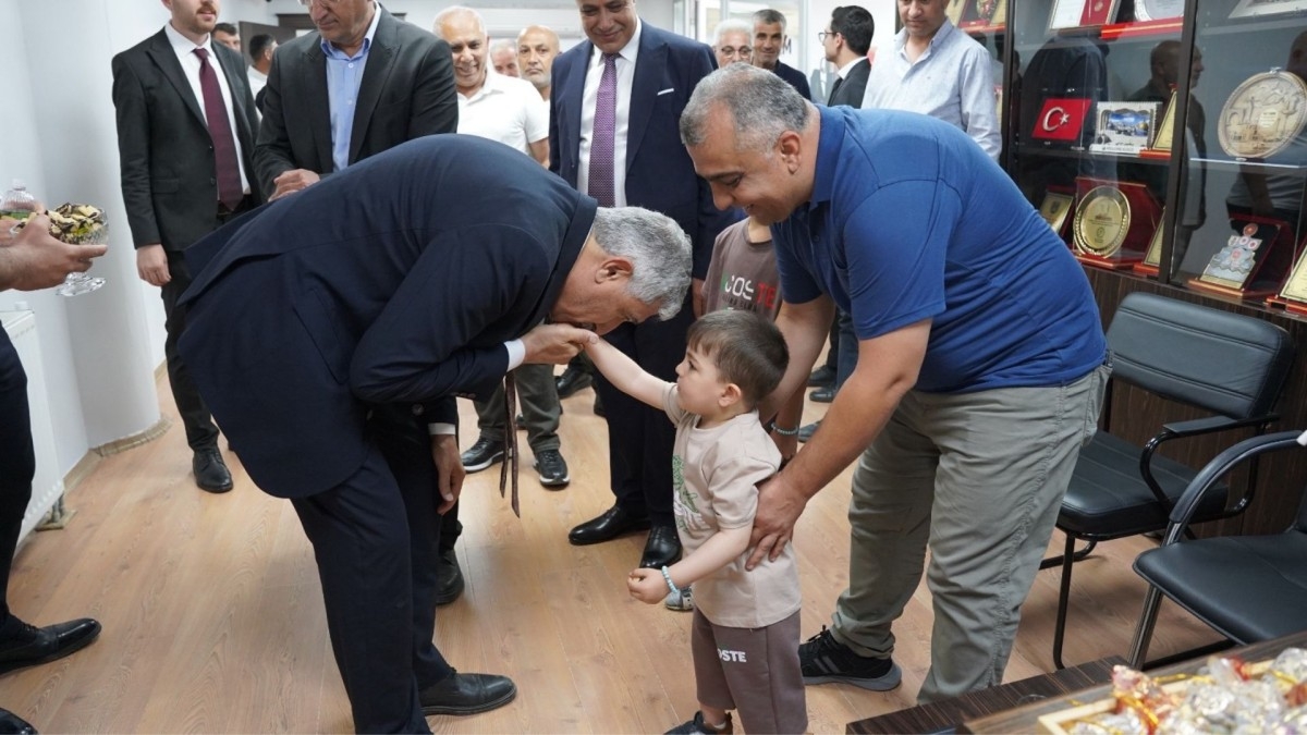 Kâhta Belediyesi’nden Geleneksel Bayramlaşma Programı