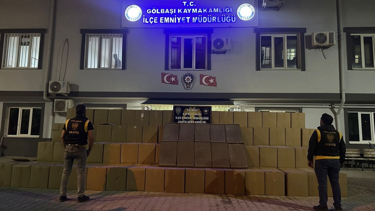 Şüphe Üzerine Durdurulan Araçtan 600 Bin Paket Bandrolsüz Sigara Çıktı