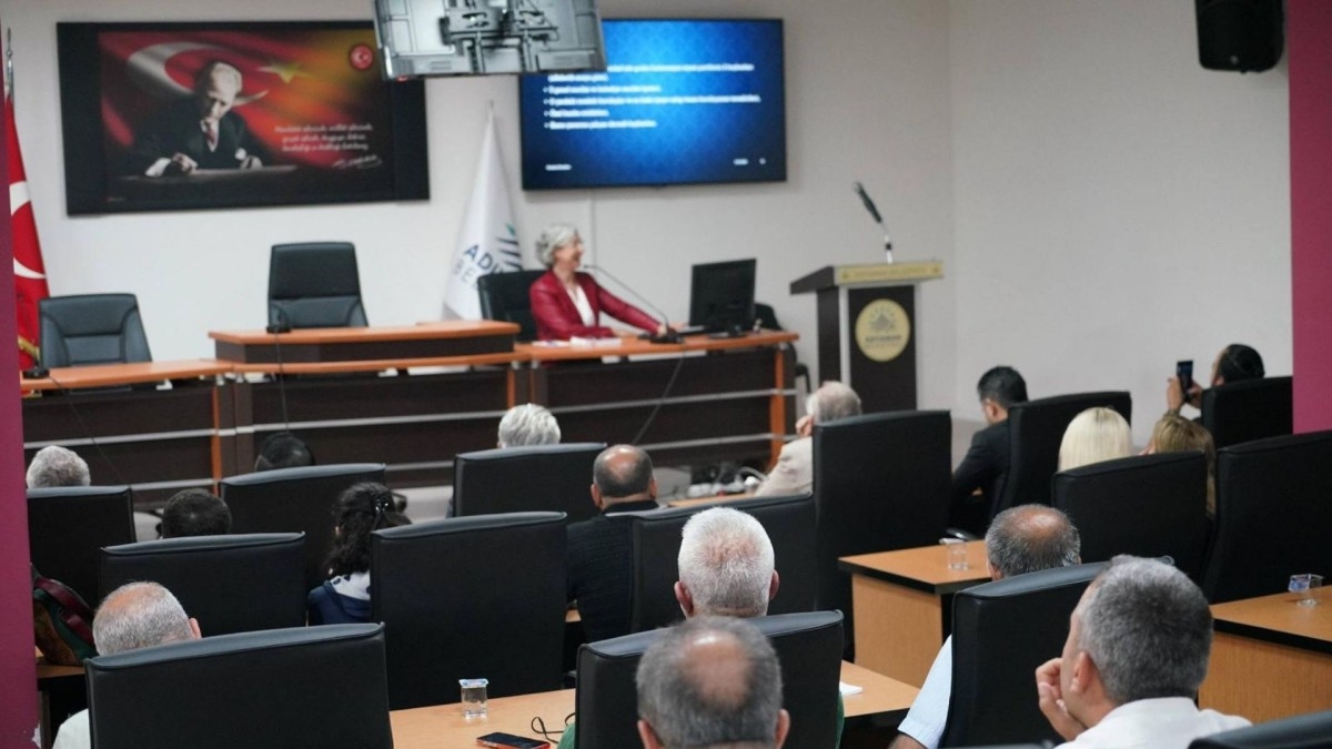 Adıyaman Belediyesi'nde Protokol ve Kurumsal Nezaket Kuralları Eğitimi Düzenlendi  - Videolu Haber
