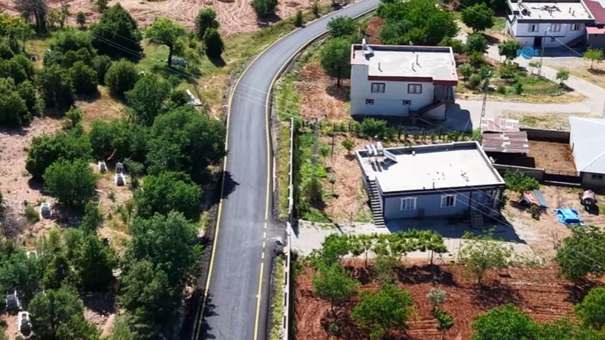 İl Özel İdaresi’nin Aşağı Nasırlı Köyü'ndeki sıcak asfalt çalışması tamamlandı - Videolu Haber