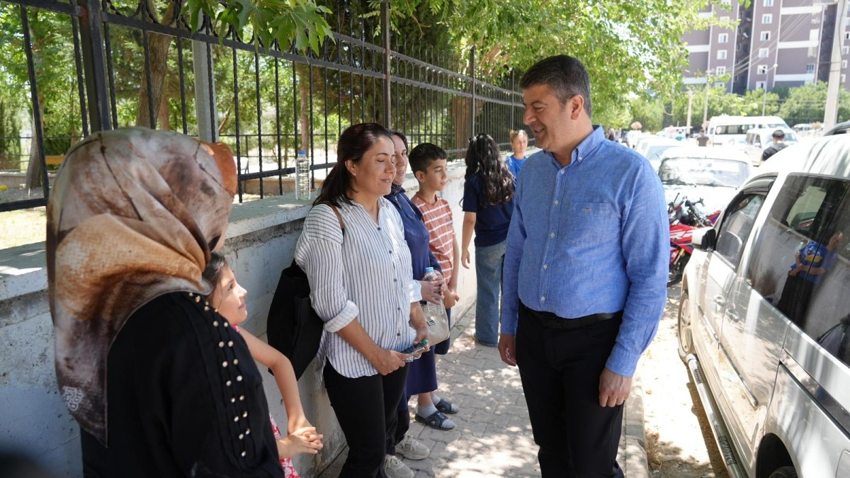 Başkan Tutdere'den Sınav Bekleyişindeki Ailelere Destek