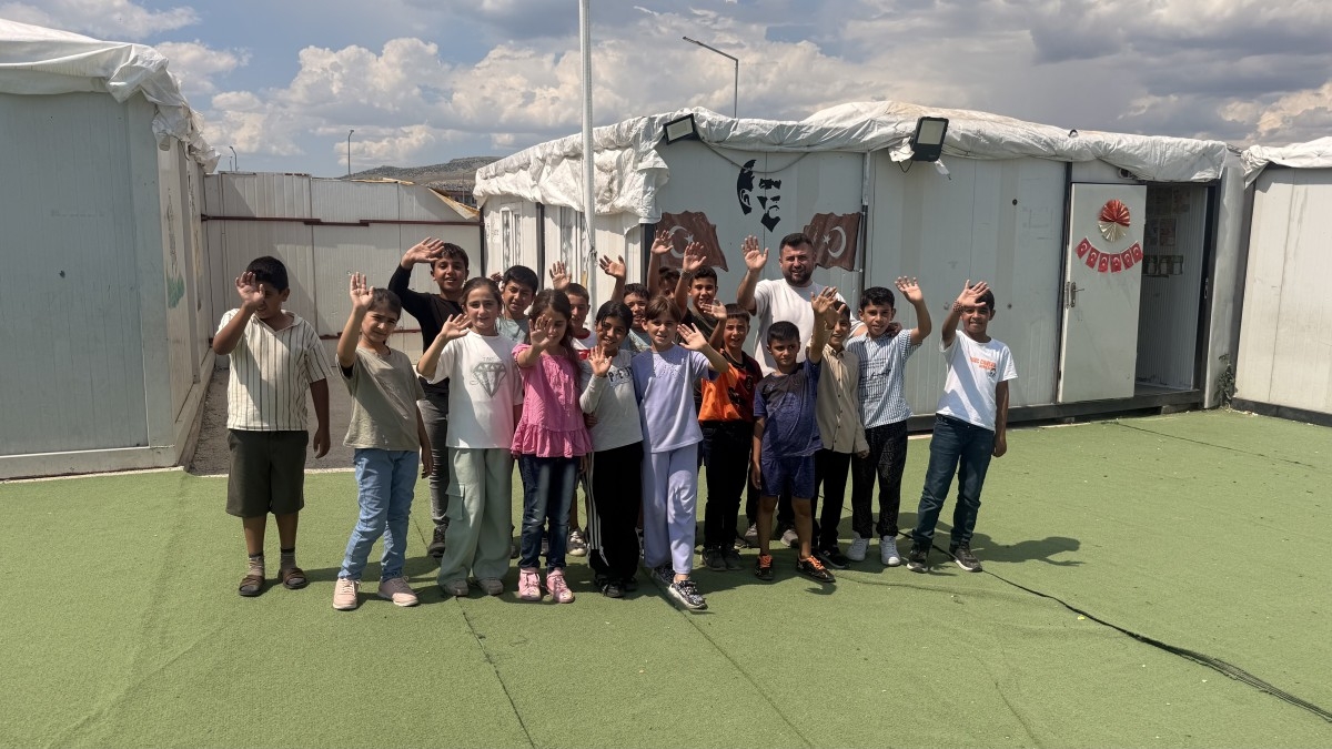 Öğretmeninden Ömür Boyu Unutamayacakları Hediye