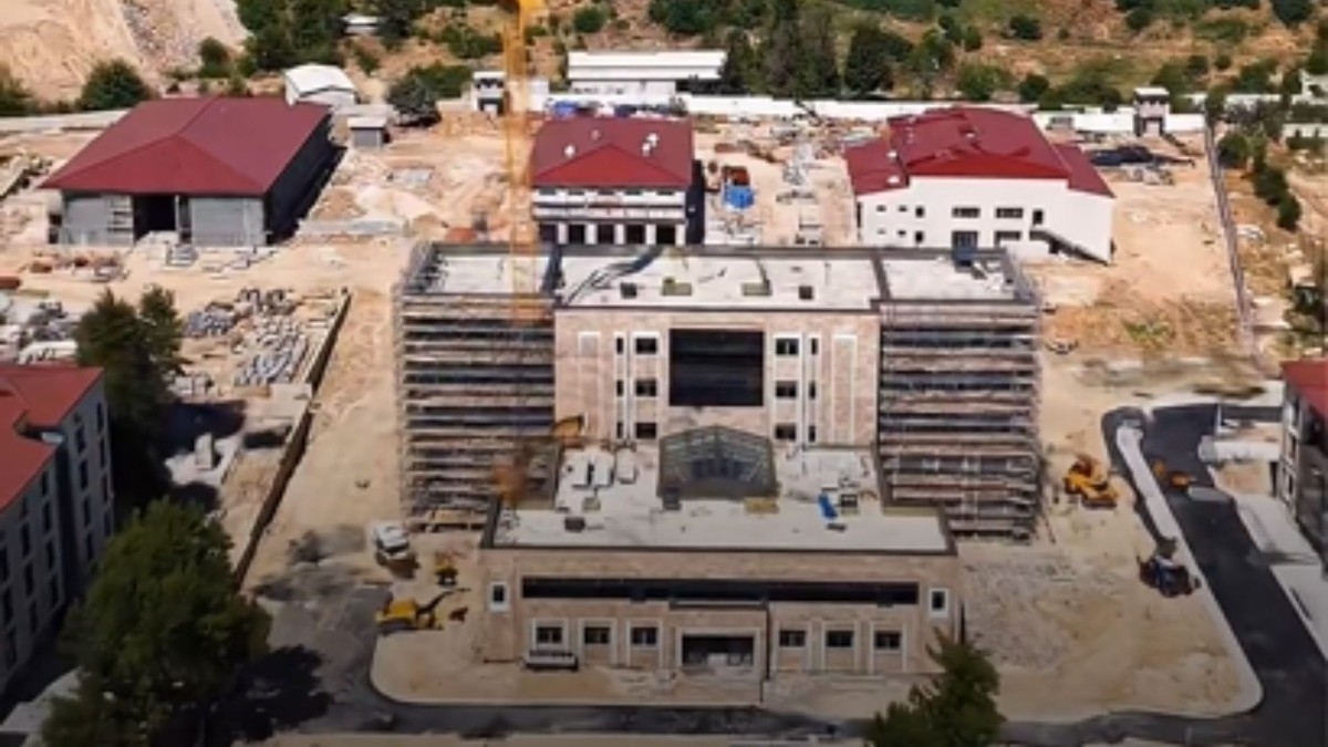 Yeni İl Jandarma Komutanlığı Binasında Sona Yaklaşıldı  - Videolu Haber