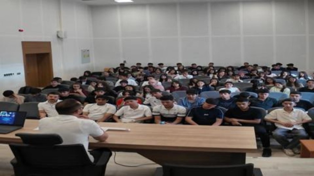 Geleceğin Mühendisleri Yapay Zekâyı Konuştu