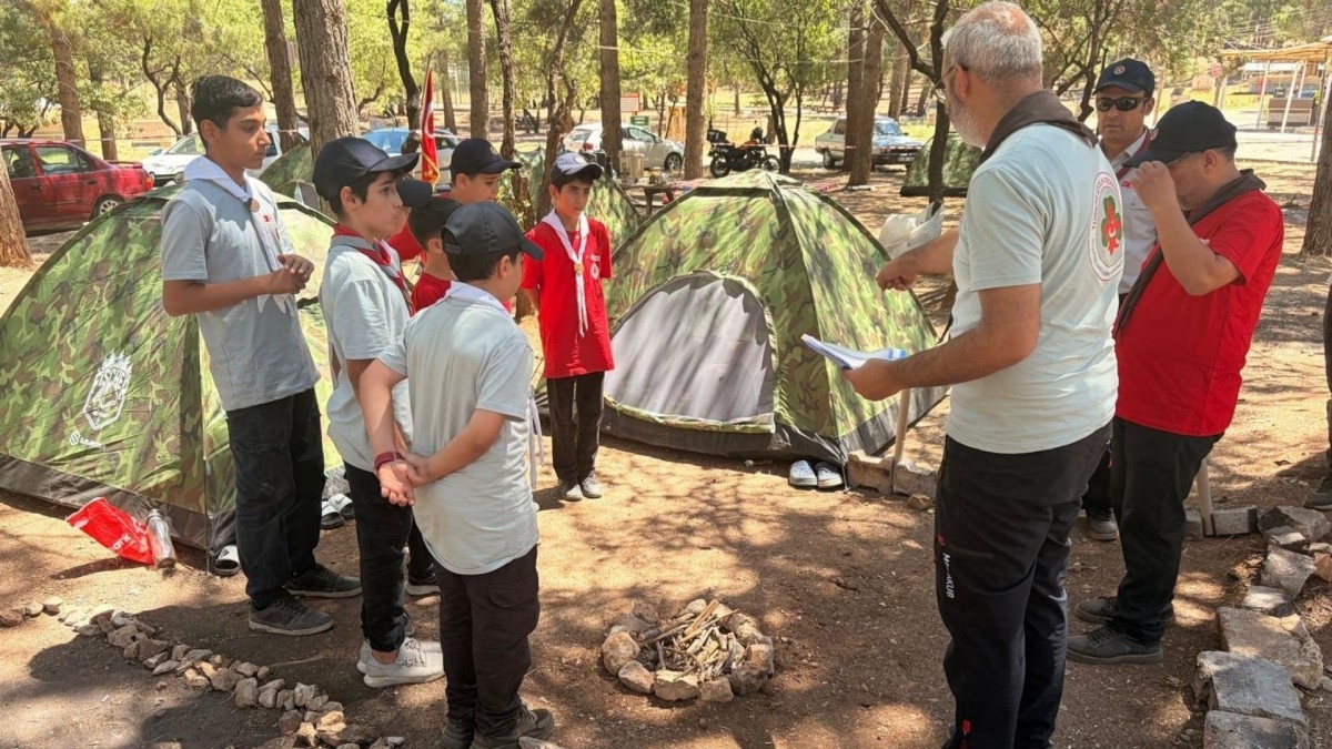 Adıyaman'da Öğrenciler Doğada İzcilik Heyecanı Yaşadı