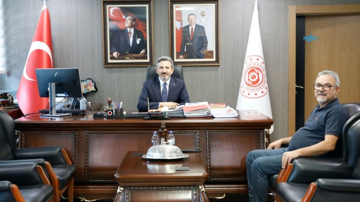 Çeliker’den Bakan Yardımcısı Aydın’a ziyaret: ‘Basın meslek yasası bir an önce çıkarılmalı’