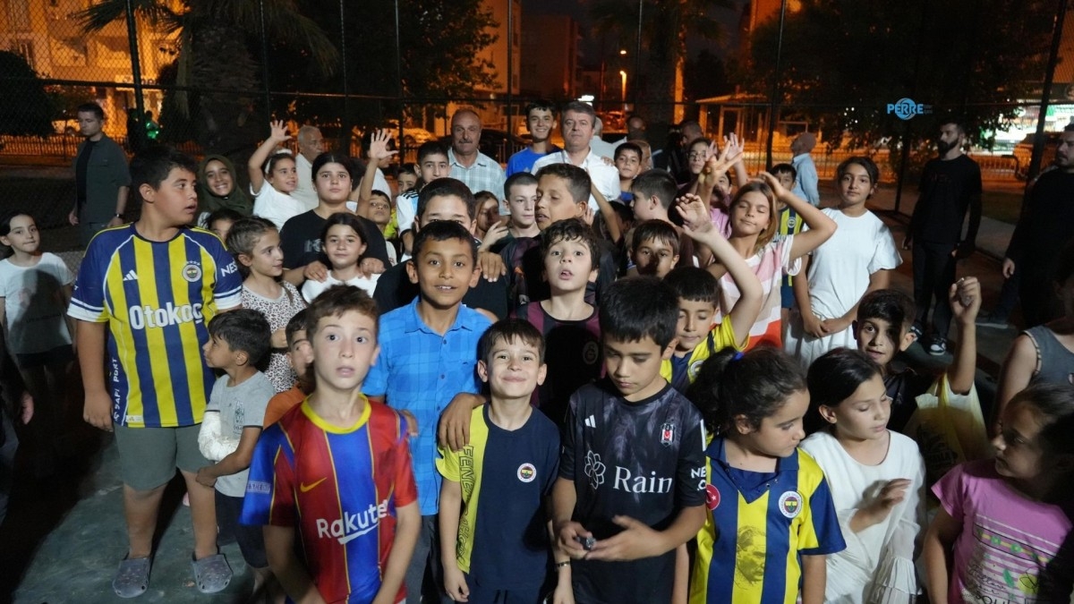 Başkan Tutdere Söz Verdi
Çocuklar Sahaya Çıktı! - Videolu Haber