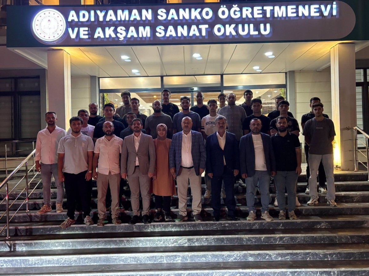 Resul Kurt’tan Gençlere Türkiye Yüzyılı Mesajı