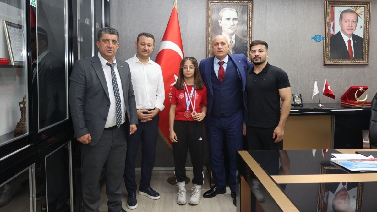 Kübra Selin Turgut, U17 Güreş Milli Takımı’na Seçildi