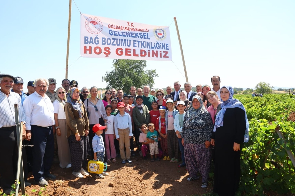 Gölbaşı’nda Şenlik Başladı 