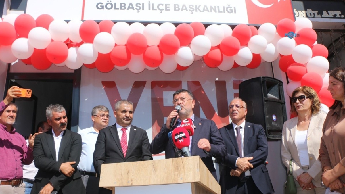 Gölbaşı’nda Siyaseti Hareketlendiren Katılım! İki Başkan YENİ Parti’de - Videolu Haber