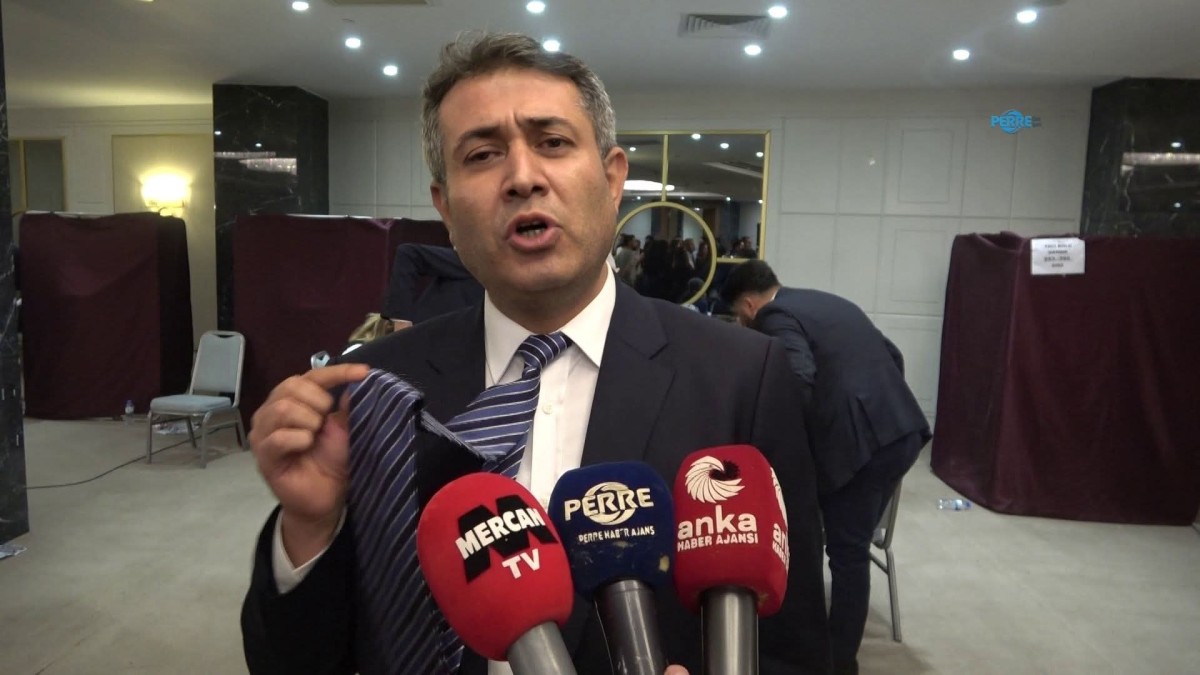 O Kravatın Sırrı Ortaya Çıktı!
Mithat Yaşar’dan Duygulandıran Vefa